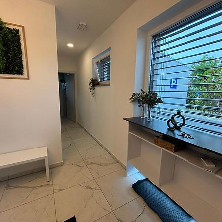 Apartmaji Cepon Любляна Экстерьер фото