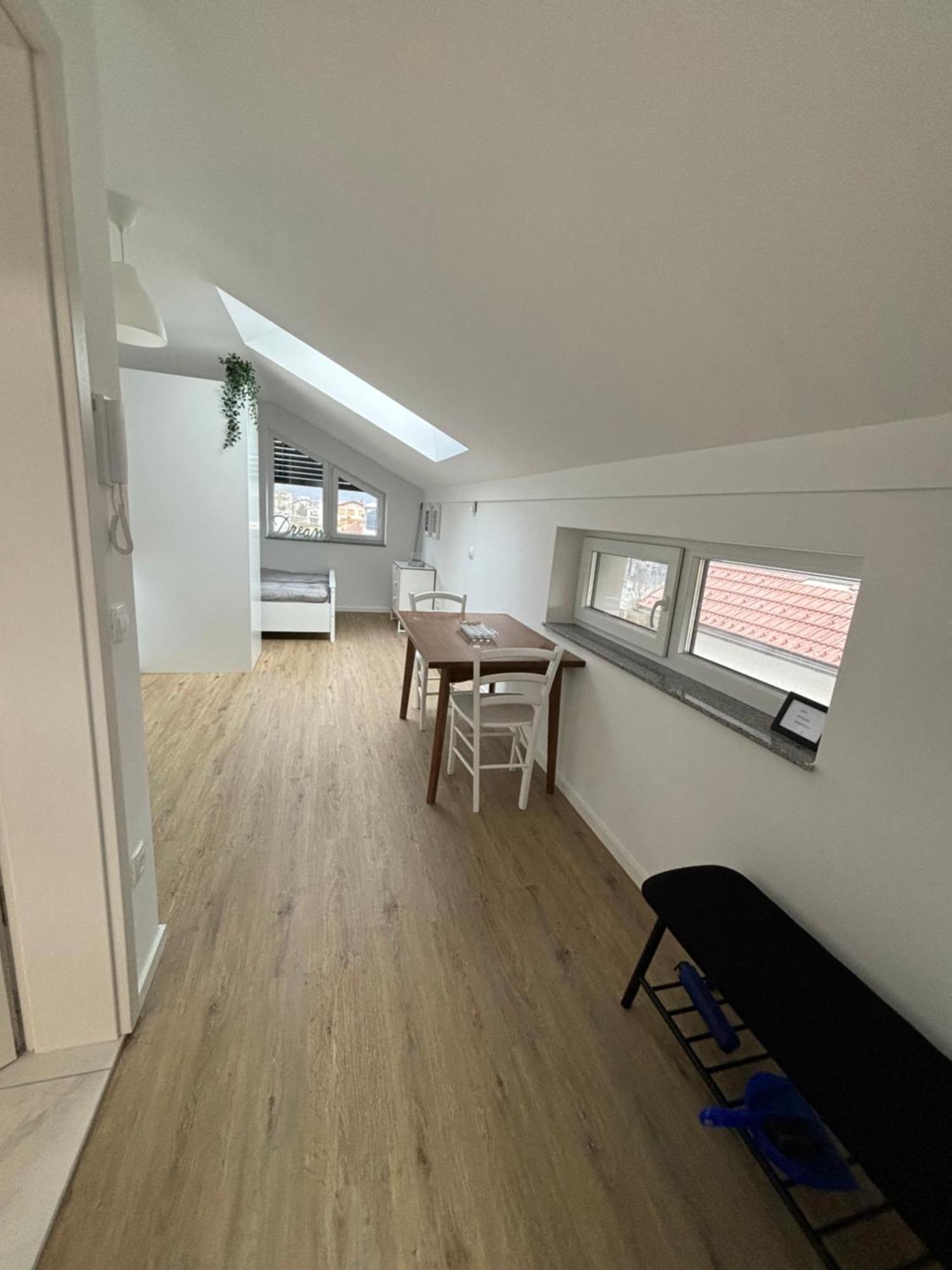 Apartmaji Cepon Любляна Экстерьер фото