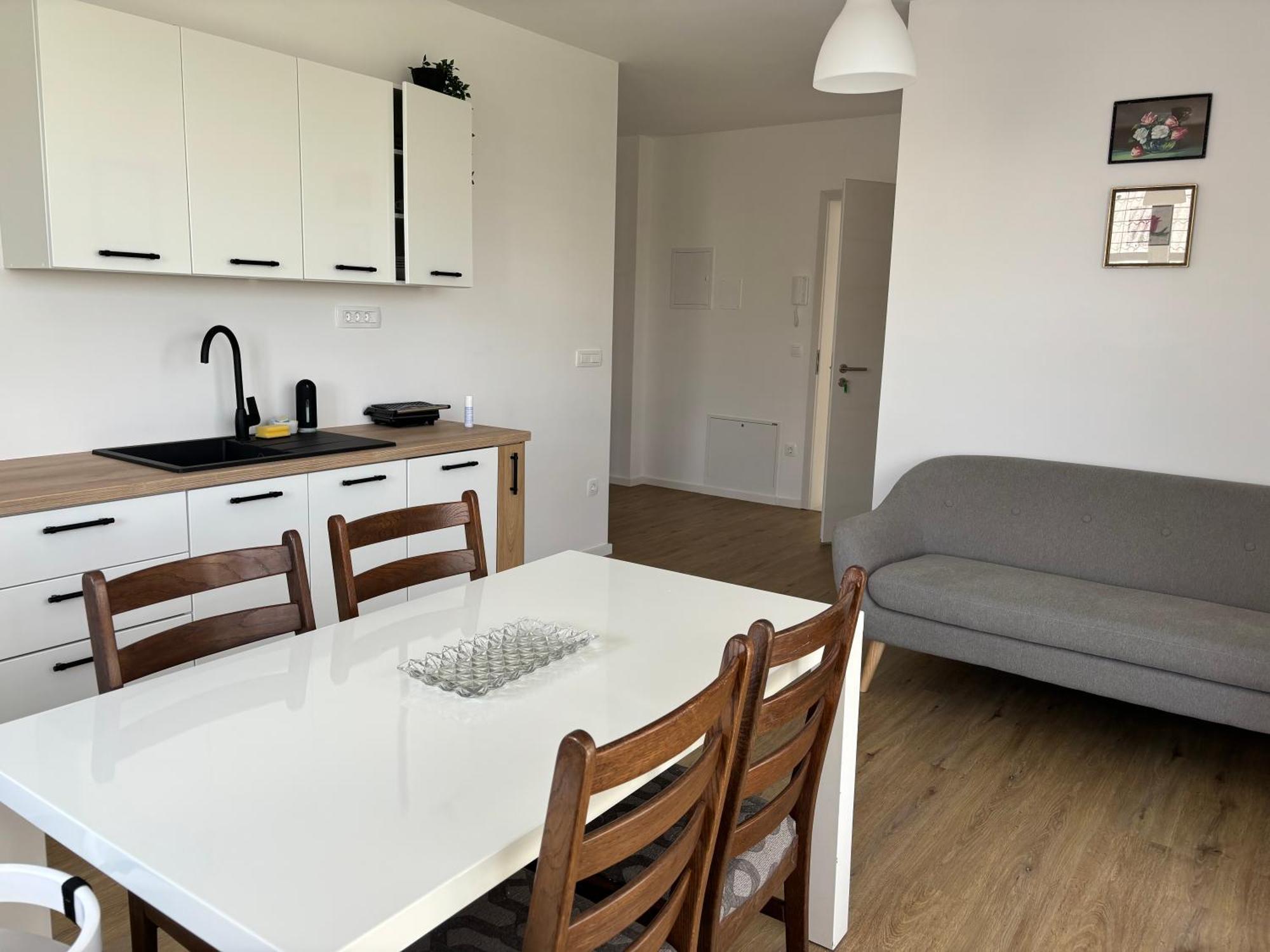 Apartmaji Cepon Любляна Экстерьер фото